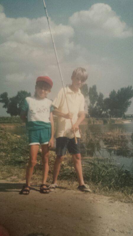 Carpbook - cu Viorel Mateianu, acum vreo 20 de ani cred :)
